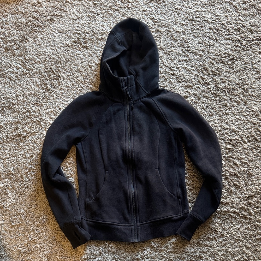 Lululemon Black Scuba